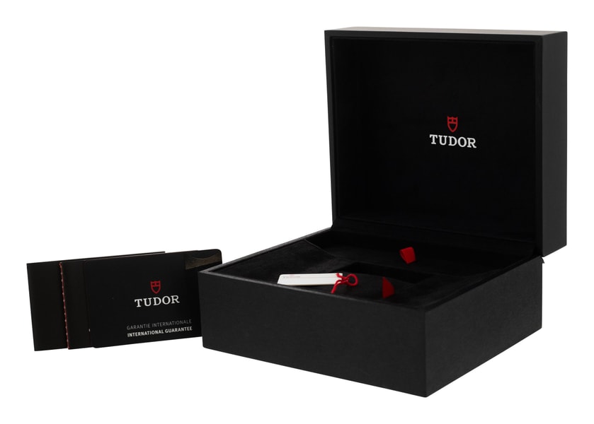 Tudor Black Bay M79230B-0008